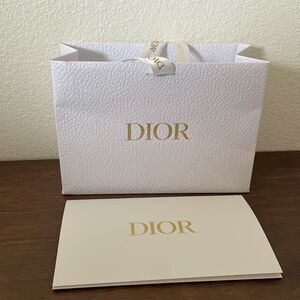 Christian Dior Logo White Pebble Paper Gift Shopping Bag  7.7”x 5.5”x3” Small